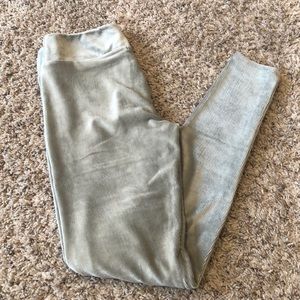 Velvet sage green leggings. Size Small